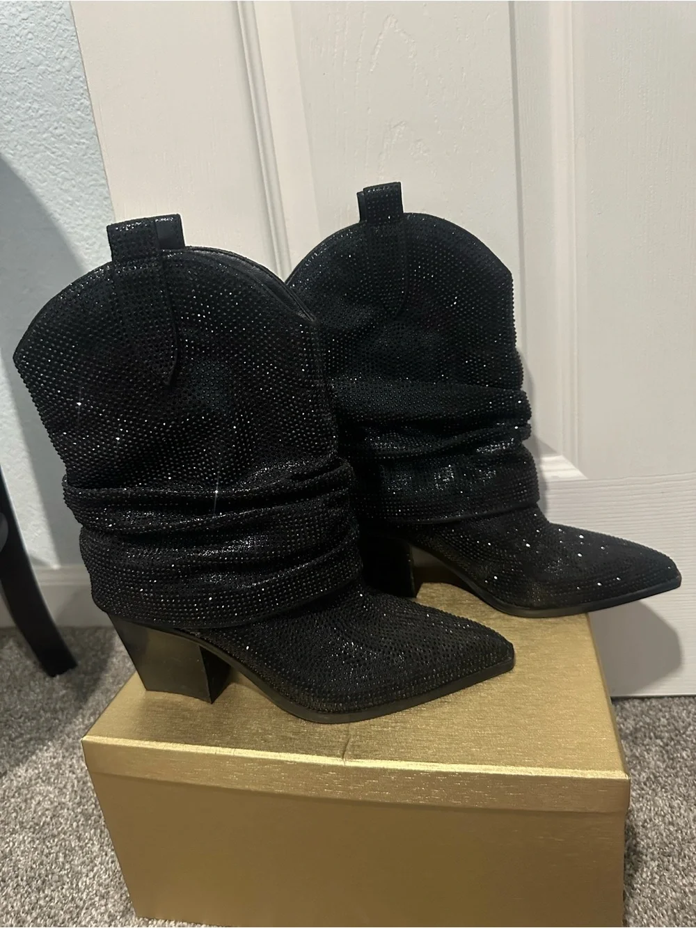 Bundle of 16 pair Shoes! Karl Lagerfeld, MK, neutralizer, born, ext